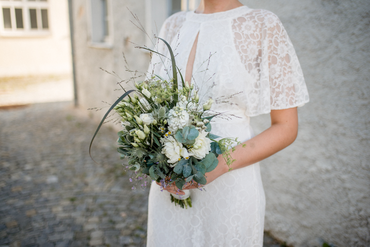 Dienstleister f&uuml;r Blumenschmuck, Trauredner - Hochzeitsfotograf Ansbach - sch&ouml;ne Hochzeitsfotos in Gunzenhausen - Spiegelhof Fotografie